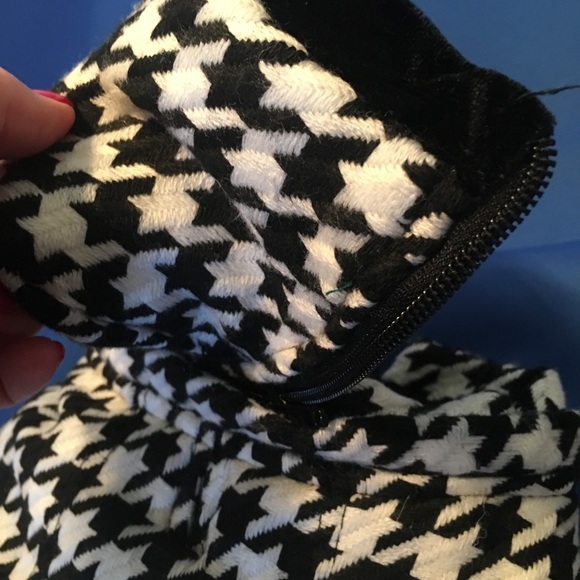 Herringbone Pet Coat with Rhinestone B/W NWOT - Picture 4 of 8